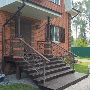 Крыльцо для частного дома